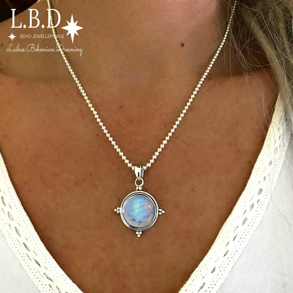 Moonstone necklace / laihas bohemian dreaming
