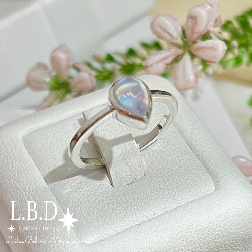 Laihas Mini Tearing Spirit Moonstone Ring Gemstone Sterling Silver Ring Laihas Bohemian Dreaming -L.B.D