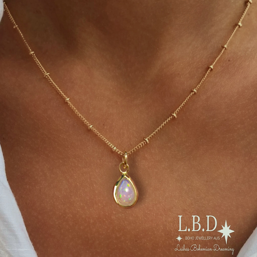 Laihas Classic Chic Raindrop Gold Opal Necklace Gold Gemstone Necklace Laihas Bohemian Dreaming -L.B.D