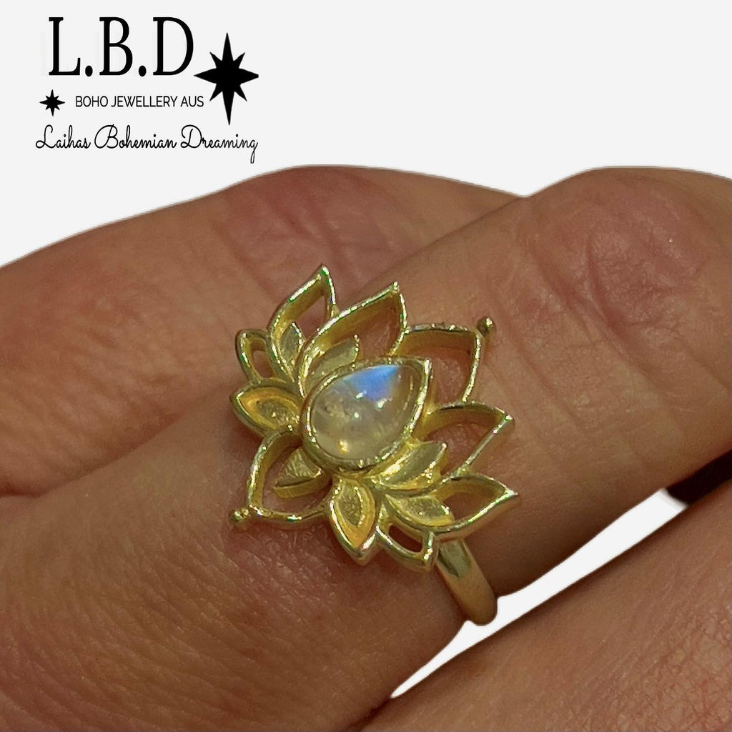 Laihas Opulent Lotus Flower Gold Moonstone Ring Gemstone Gold Ring Laihas Bohemian Dreaming -L.B.D
