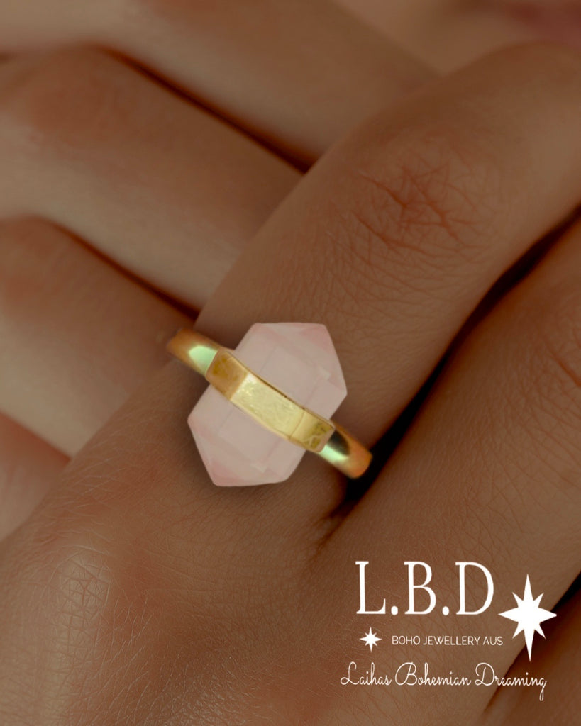 Laihas Gold Crystal Kindness Rose Quartz Ring Gemstone Gold Ring Laihas Bohemian Dreaming -L.B.D