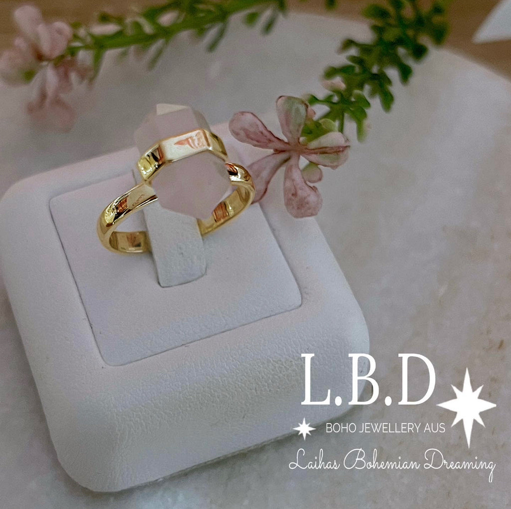 Laihas Gold Crystal Kindness Rose Quartz Ring Gemstone Gold Ring Laihas Bohemian Dreaming -L.B.D