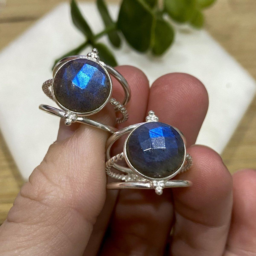 Laihas Free Spirit Labradorite Ring