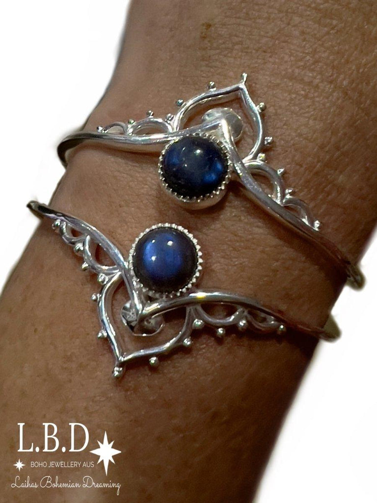 Laihas Handmade Daisly Boho Labradorite Bangle