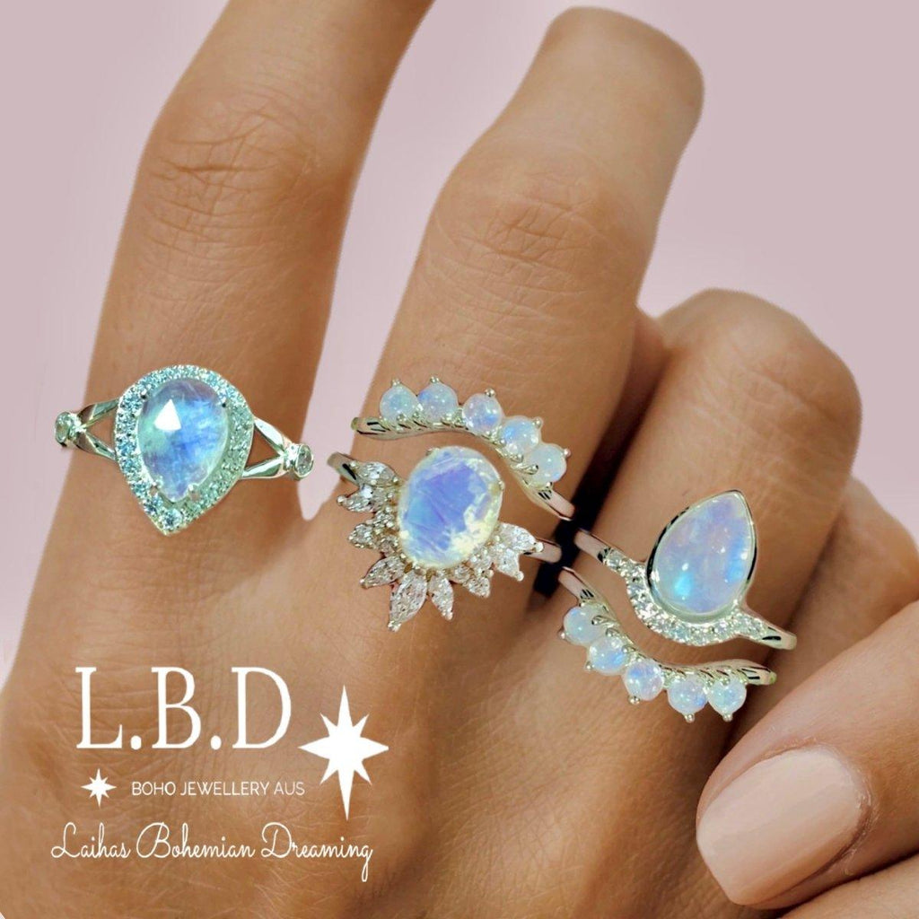 Laihas Luxury Twinkle Topaz and Moonstone Ring