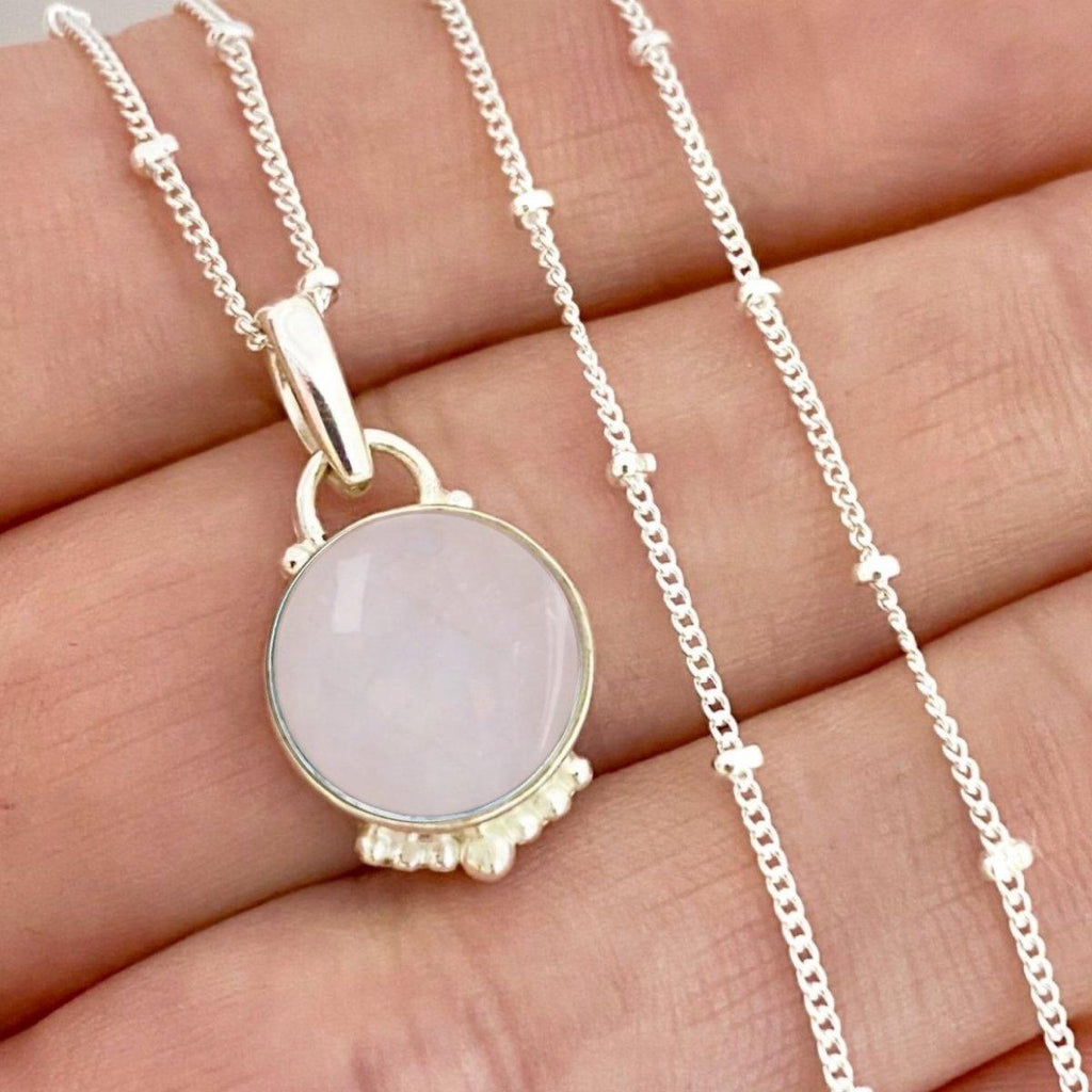 Laihas Peaceful Solitude Round Rose Quartz Necklace