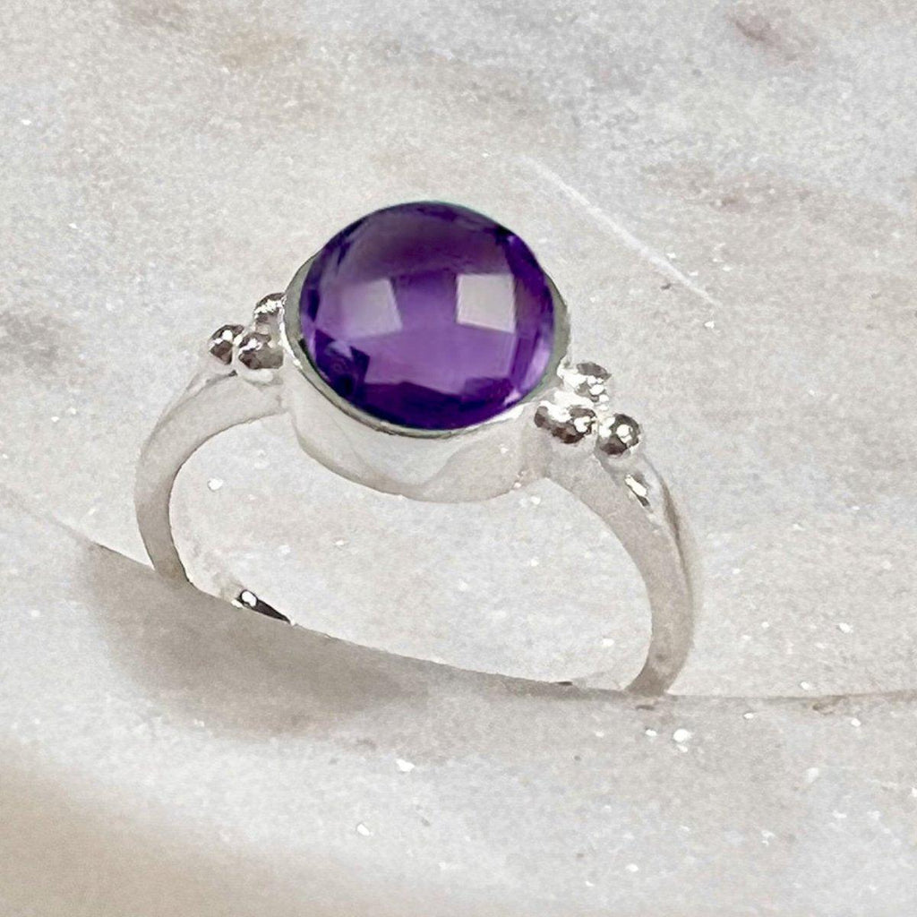 Laihas Posh Little Gypsy Amethyst Ring