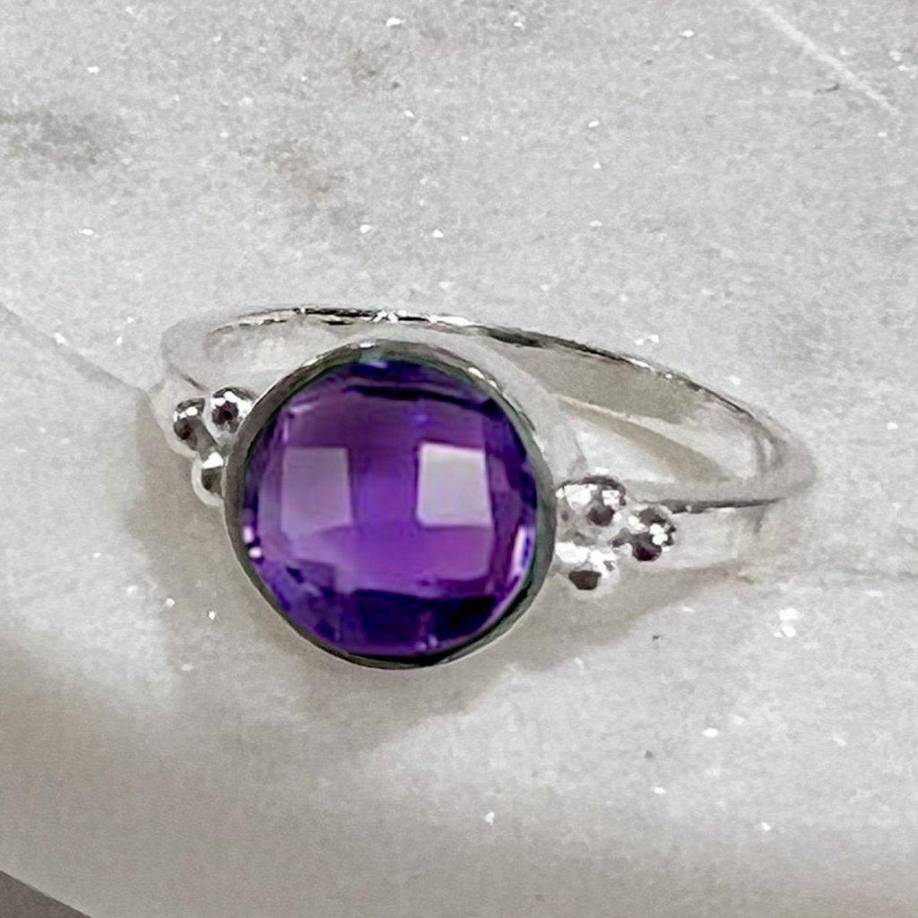 Laihas Posh Little Gypsy Amethyst Ring