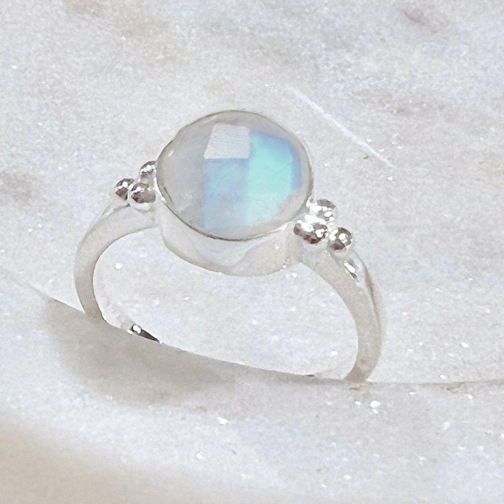 Laihas Posh Little Gypsy Moonstone Ring