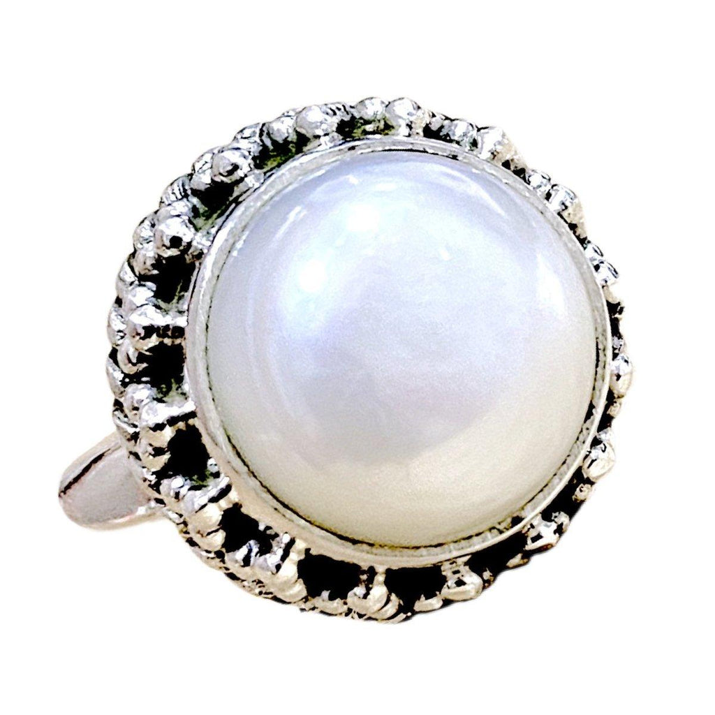 Laihas Stunning Round Genuine Pearl Ring