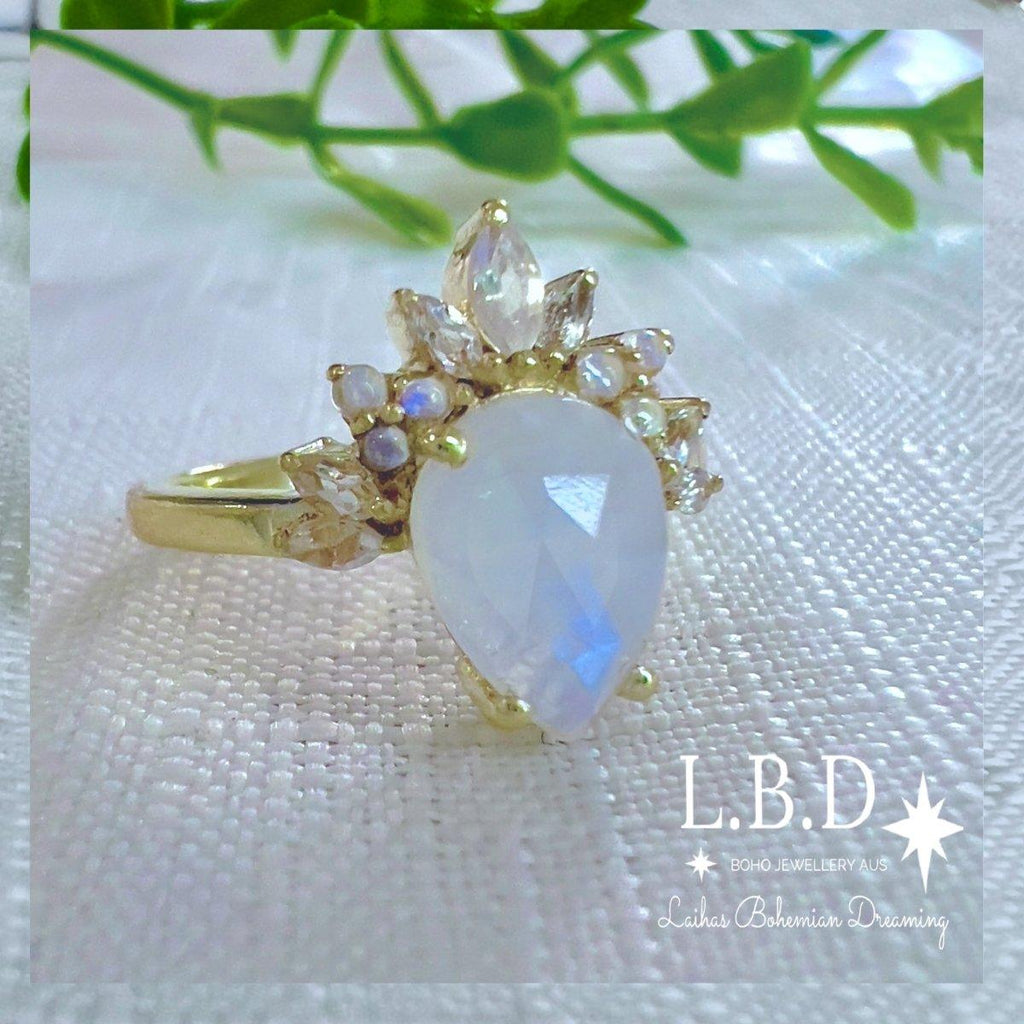 Laihas Tearing Empress Gold Crystal Topaz and Moonstone Ring