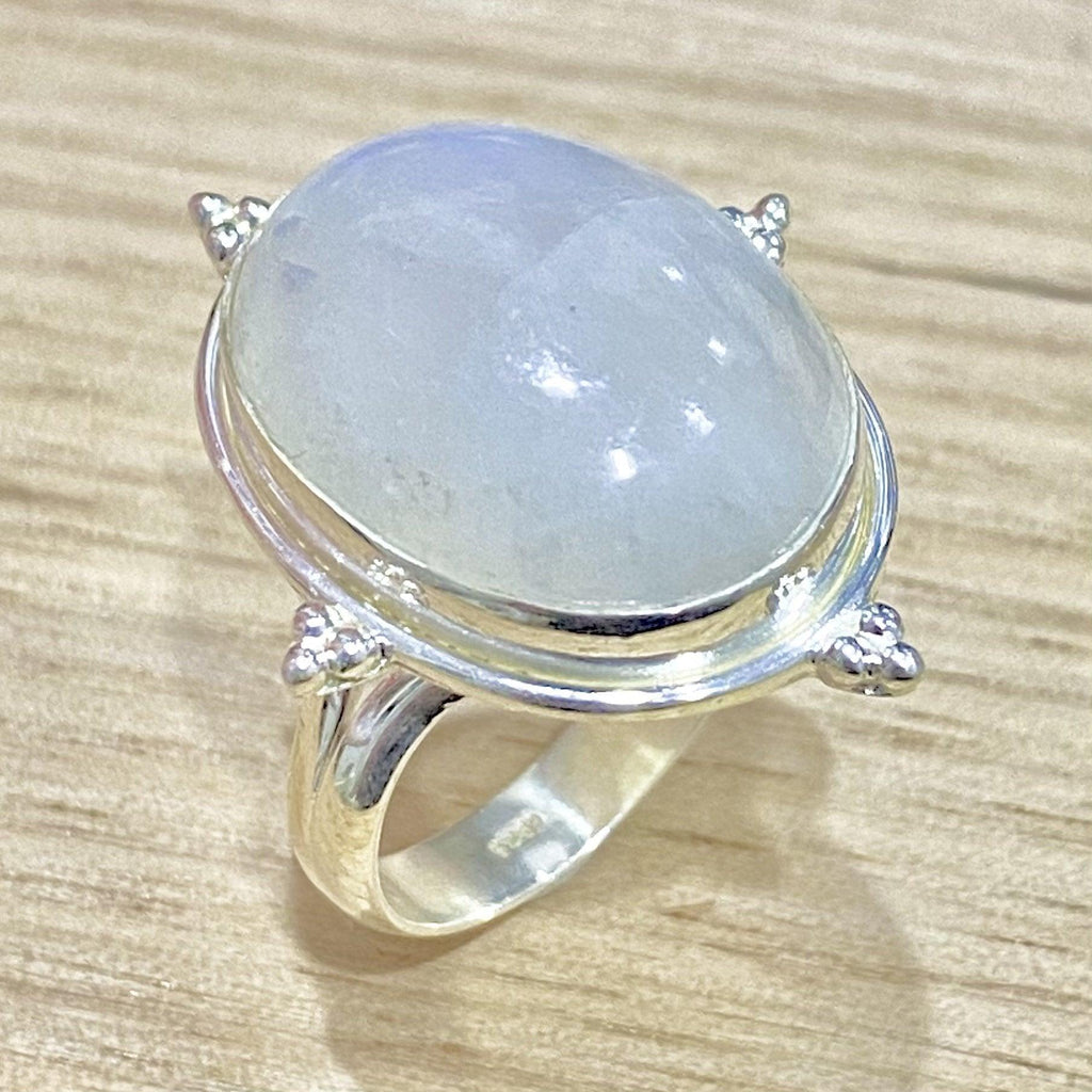 Laihas Zahli Oval Moonstone Ring