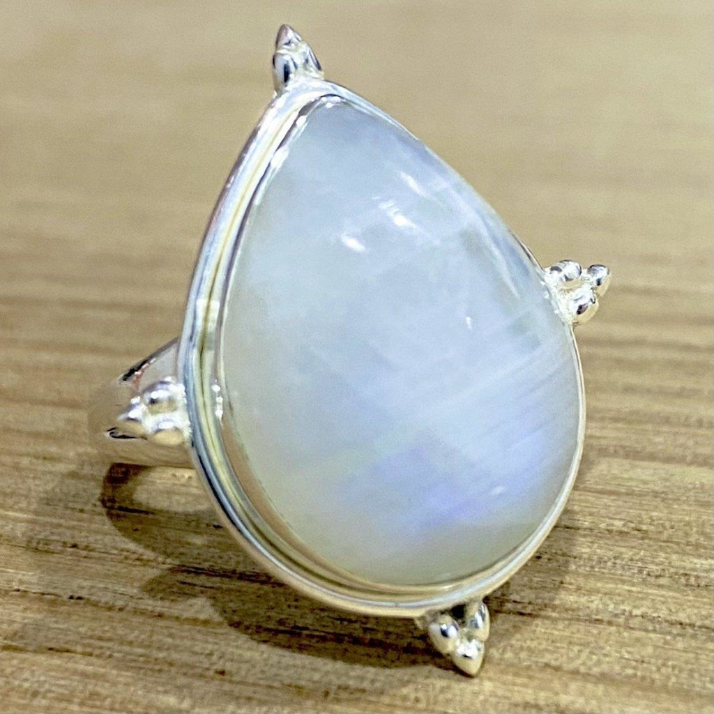 Laihas Zahli Raindrop Moonstone Ring