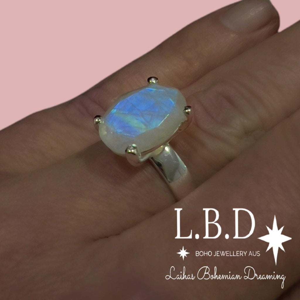 Moonstone Ring- Laihas Evening Crystal Ring