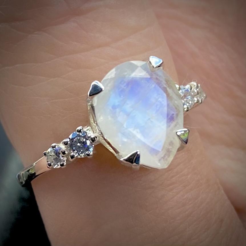 Moonstone Ring- Laihas Mystical Moonstone Promise Ring