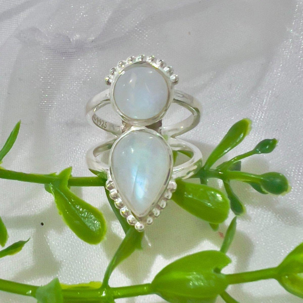 New Laihas Peaceful Solitude Moonstone Ring